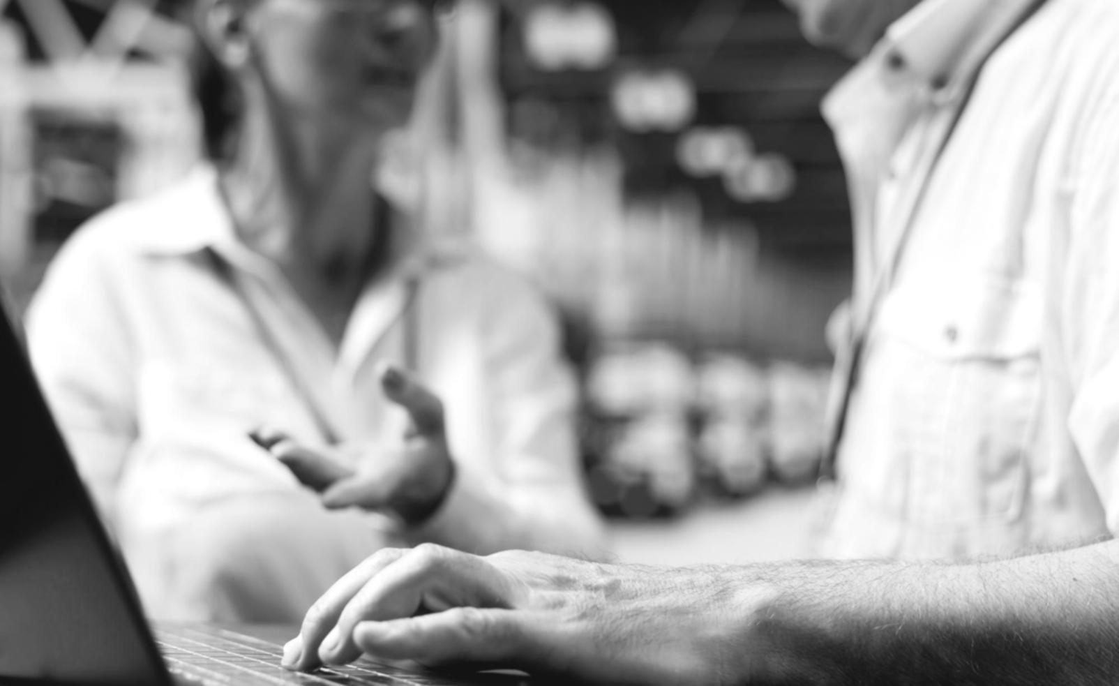 Gruppo di lavoro durante una sessione tecnica online